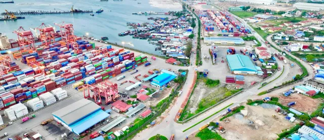 កំពង់ផែស្វយ័តក្រុងព្រះសីហនុ រកចំណូលបានជិត ៥០លានដុល្លារ នៅត្រីមាសទី៤ ឆ្នាំ២០២៥ - AMS Article Thumbnail