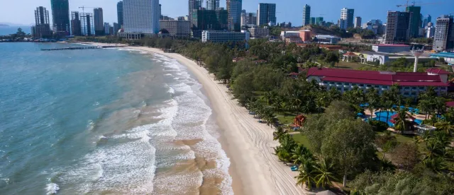 ខេត្តជាប់​​ឆ្នេរ​សមុទ្រ​ទាំង​៤របស់កម្ពុជា ​នឹងកាន់តែ​កែ​ប្រែមុ​ខមាត់​ខ្លាំងបង្កើនភាពទាក់ទាញ​ - AMS Article Thumbnail