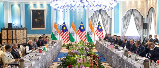 ឥណ្ឌា - ម៉ាឡេស៊ី ពង្រឹងទំនាក់ទំនងពាណិជ្ជកម្ម និងបង្កើនកិច្ចសហប្រតិបត្តិការថ្មីនៅក្នុងវិស័យឈីប - AMS Article Thumbnail