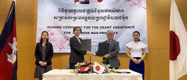 ជប៉ុនបន្តផ្តល់កញ្ចប់ថវិកាក្នុងការលើកកម្ពស់ប្រព័ន្ធថែទាំ និងវះកាត់ នៅតាមសហគមន៍ក្នុងខេត្តក្រចេះ - AMS Article Thumbnail