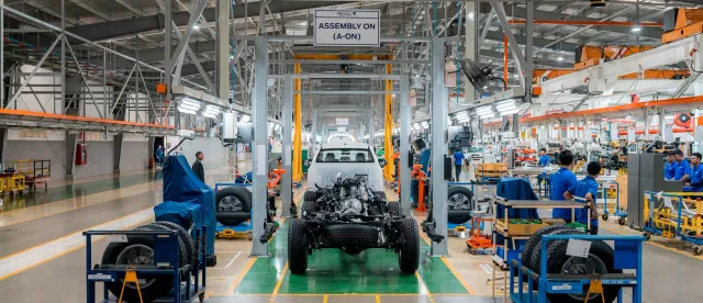 កម្ពុជាមានរោងចក្រផលិត ផ្គុំ និងដំឡើងរថយន្តចំនួន ១០ ជាមួយសមិទ្ធផលជាង ៣ម៉ឺនគ្រឿងសម្រាប់ផ្គត់ផ្គង់ក្នុងស្រុក - AMS Article Thumbnail