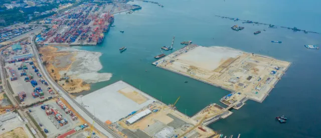 វត្តមានចំណតផែកុងតឺន័រទឹកជ្រៅថ្មីជំហានទី១ ជួយកាត់បន្ថយតម្លៃដឹកជញ្ជូនតាមផ្លូវទឹកប្រមាណ២០០ដុល្លារ ក្នុងមួយធីអីយូ - AMS Article Thumbnail