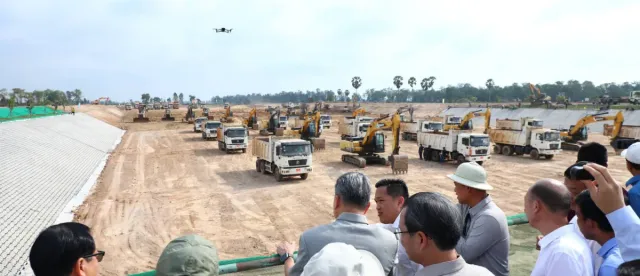 គម្រោងព្រែកជីកហ្វូណនតេជោកំណាត់ទី ២ នឹងចាប់ផ្តើមសាងសង់ នៅថ្ងៃទី ១១ ខែមេសា ខាងមុខនេះ - AMS Article Thumbnail