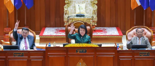 សេចក្តីព្រាងច្បាប់វិសោធនកម្មផ្លូវថ្នល់ នឹងជួយអភិវឌ្ឍហេដ្ឋារចនាសម្ព័ន្ធដឹកជញ្ជូនឱ្យកាន់តែប្រសើរ - AMS Article Thumbnail