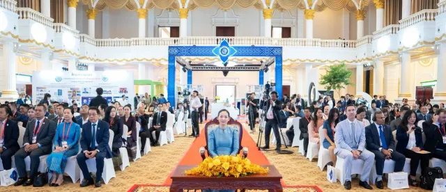វេទិកាពាណិជ្ជកម្មឌីជីថលកម្ពុជា និងពិព័រណ៍អនឡាញ ជុំទី៣ នឹងវិលត្រឡប់មកវិញនាសប្ដាហ៍ទី២ នៃខែកញ្ញា - AMS Article Thumbnail