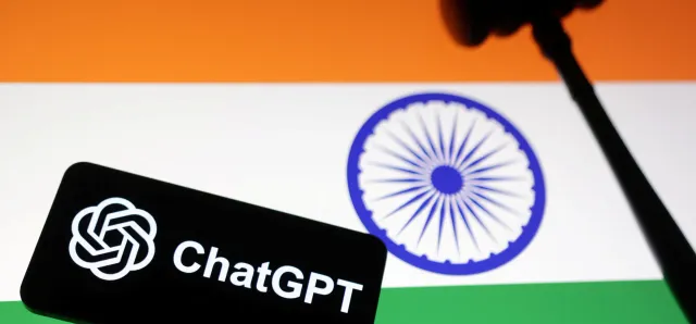 Thumbnail for ឥណ្ឌា បង្ហាញបច្ចេកវិទ្យា AI ថ្មី ប្រជែង ChatGPT ដោយពុំចាំបាច់ប្រើអ៊ិនធឺណេត