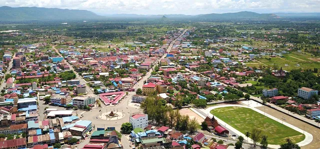 Thumbnail for ខេត្តកំពត​ ទទួលបាន​ការ​វិនិយោគលើតំបន់សេដ្ឋកិច្ចពិសេស​ចំនួន​ ២ បន្ថែមទៀត​ ជាមួយទុនជិត ២០០លាន​ដុល្លារ​