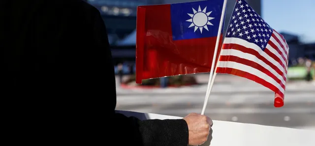 Thumbnail for អាម៉េរិក ព្រមព្រៀង​ទម្លាក់​ពន្ធ​លើ​ការ​នាំ​ចូលពីកោះតៃវ៉ាន់ពីអត្រា ២០% ​មក​ត្រឹម ១៥%