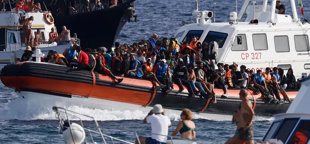 Thumbnail for សហភាពអឺរ៉ុប ​បោះឆ្នោតលើការអនុម័តច្បាប់ថ្មីសម្រាប់និរទេសជនទៅកាន់ប្រទេសទី៣ នៅខាងក្រៅតំបន់