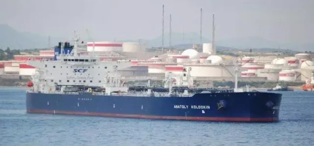 Thumbnail for អាម៉េរិក សម្រេចបន្ធូរបន្ថយ និងពន្យារពេលទណ្ឌកម្មរយៈពេល១ខែទៀតសម្រាប់ប្រេងរបស់រុស្ស៊ី