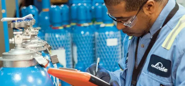 Thumbnail for ការឡើងថ្លៃអេល្យូម បង្កការគំរាមកំហែងដល់វិស័យឈីប វេជ្ជសាស្រ្ត និងអវកាស