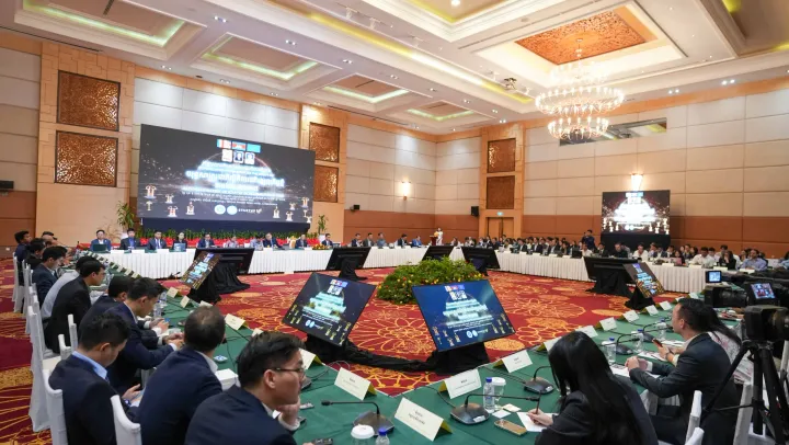 «យុទ្ធសាស្ត្រជាតិស្តីពីការអភិវ...