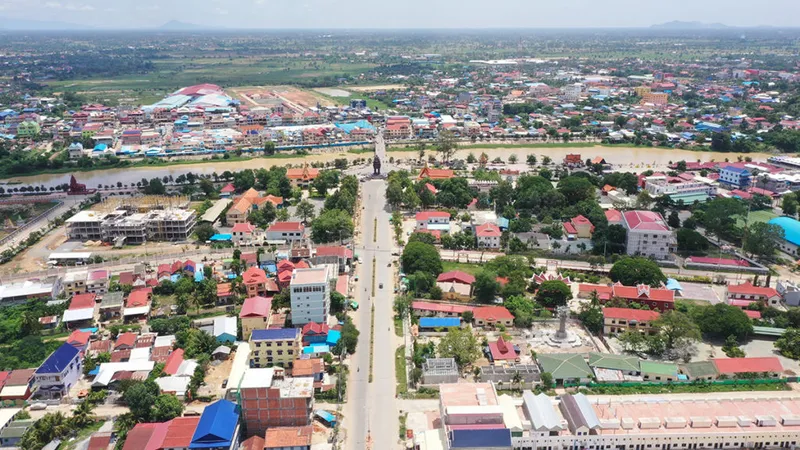 កំពង់ស្ពឺ 