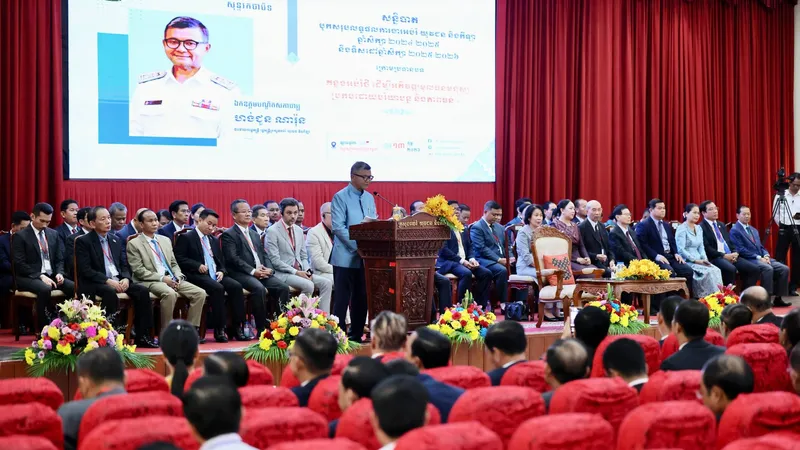 រដ្ឋមន្រ្តីអប់រំដាក់ចេញទិសដៅយុទ្ធសាស្រ្ត​ចំនួន ៤ ដើម្បីបន្ត​កែលម្អប្រព័ន្ធអប់រំកម្ពុជា មានភាពប្រកួតប្រជែងក្នុងតំបន់ និងអន្តរជាតិ