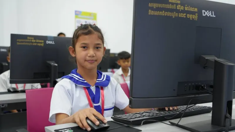 ក្រសួងប្រៃសណីយ៍ពង្រីកវិសាលភាព នៃការ​អប់រំឌីជីថល ទៅកាន់សាលាគោលដៅចំនួន១៨បន្ថែម