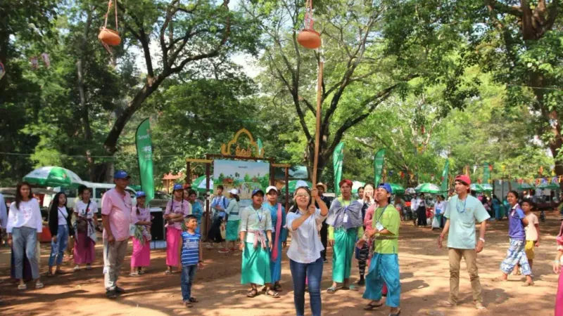 យុវជនអំពាវនាវឱ្យបន្តថែរក្សាអត្តសញ្ញាណជាតិ តាមរយៈការលេងល្បែងប្រជាប្រិយ និងរាំចង្វាក់ខ្មែរក្នុងឱកាសពិធីបុណ្យចូលឆ្នាំថ្មី