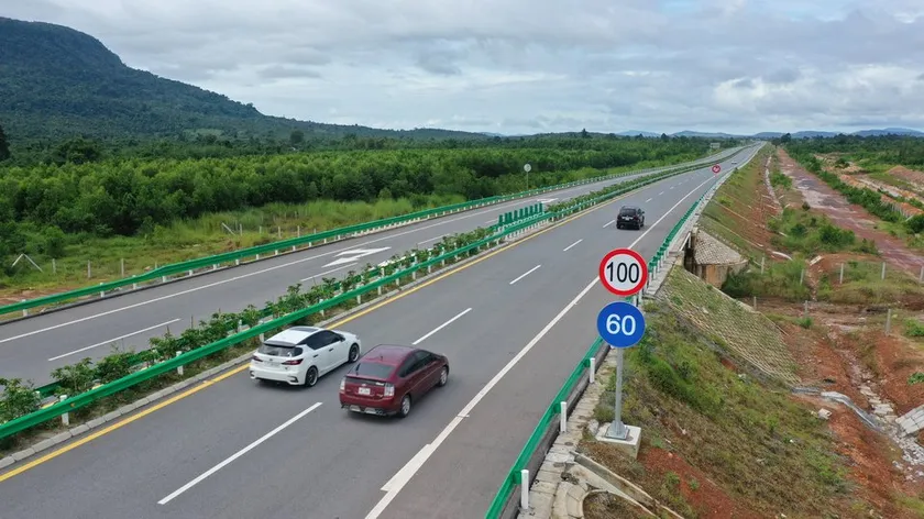 វៀតណាម ស្នើគម្រោងតភ្ជាប់ផ្លូវល...