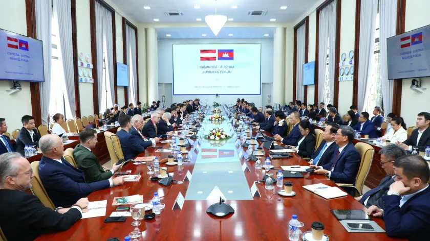 ក្រុមហ៊ុនអូទ្រីសជាច្រើន ស្វែងរ...