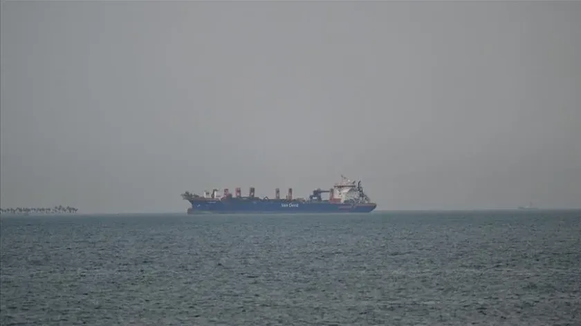 កប៉ាល់កុងតឺន័រ ចិន ផ្ដើមដឹកទំន...