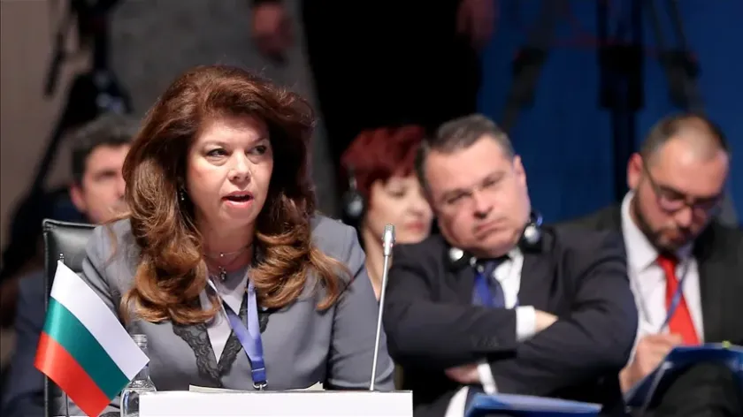 ប្រធានាធិបតីប៊ុលហ្គារីអះអាងថា ...