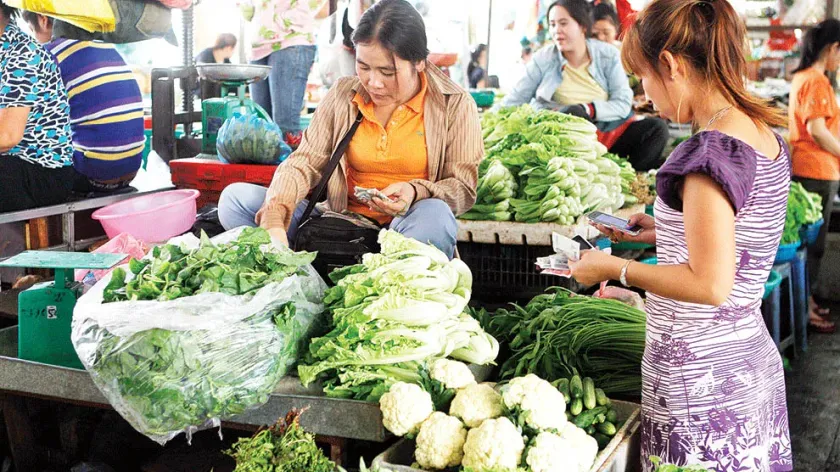 AMRO ព្យាករថា អតិផរណាកម្ពុជាមា...