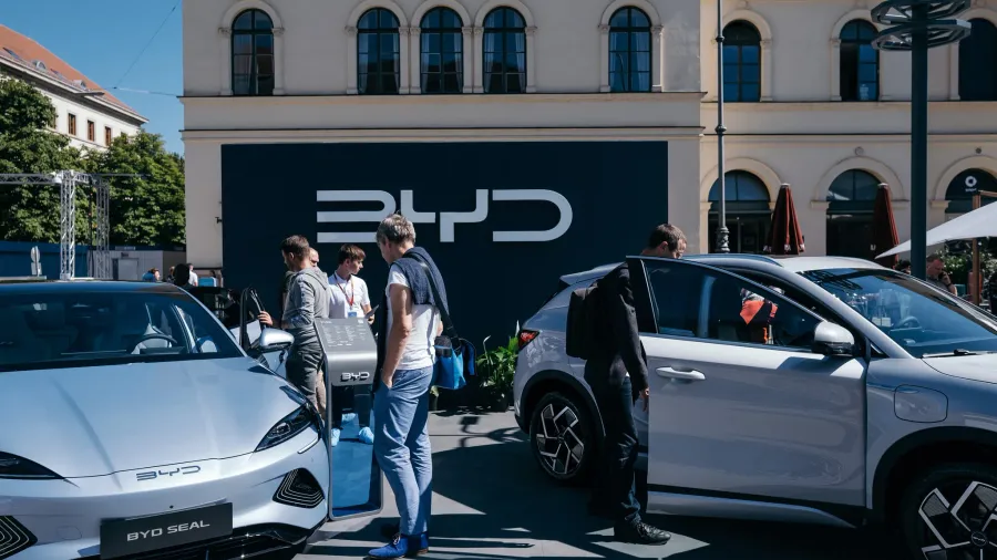 ទីផ្សាររថយន្តអគ្គិសនីរបស់ចិននៅ...