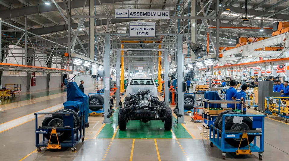 កម្ពុជាមានរោងចក្រផលិត ផ្គុំ និ...