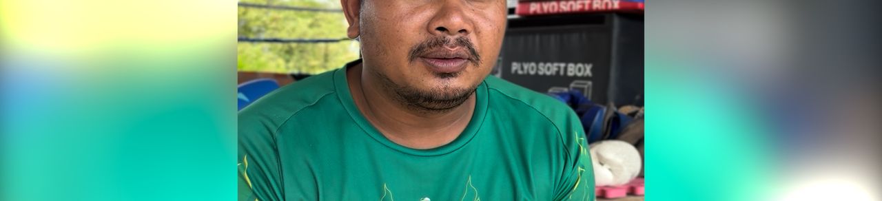 Image for article: លោក ប៉ុង សាមិត្ត ទ្រាំបៀមការលំបាក បន្តតស៊ូបណ្ដុះកីឡាករ ក្នុងក្ដីស្រមៃចង់មានកីឡាករស្រុកភូមិខ្លួនល្បីល្បាញ