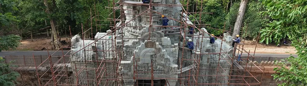 Image for article: ខ្លោង​ទ្វារ​បុរាណ​នៃ​ប្រាសាទ​តាព្រហ្ម ​ទទួល​បានការ​ជួសជុល​យ៉ាង​ផ្ចិតផ្ចង់ ត្រៀម​បញ្ចប់​ចុង​ឆ្នាំ​នេះ