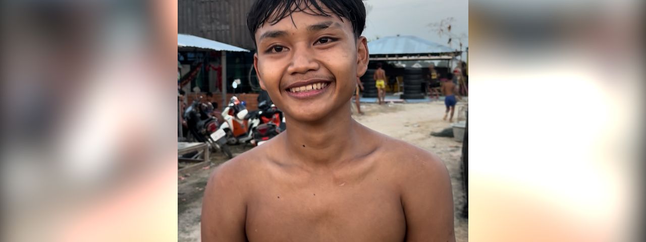 Image for article: ស្គាល់ រីគី ម៉ាវីន ច្បាស់ដូចថ្ងៃ តែ វណ្ណះ សំណាង កូនសិស្សលោក ផាត សូដា មានមហិច្ឆិតាយកខ្សែក្រវាត់ ISKA មួយខ្សែនេះ