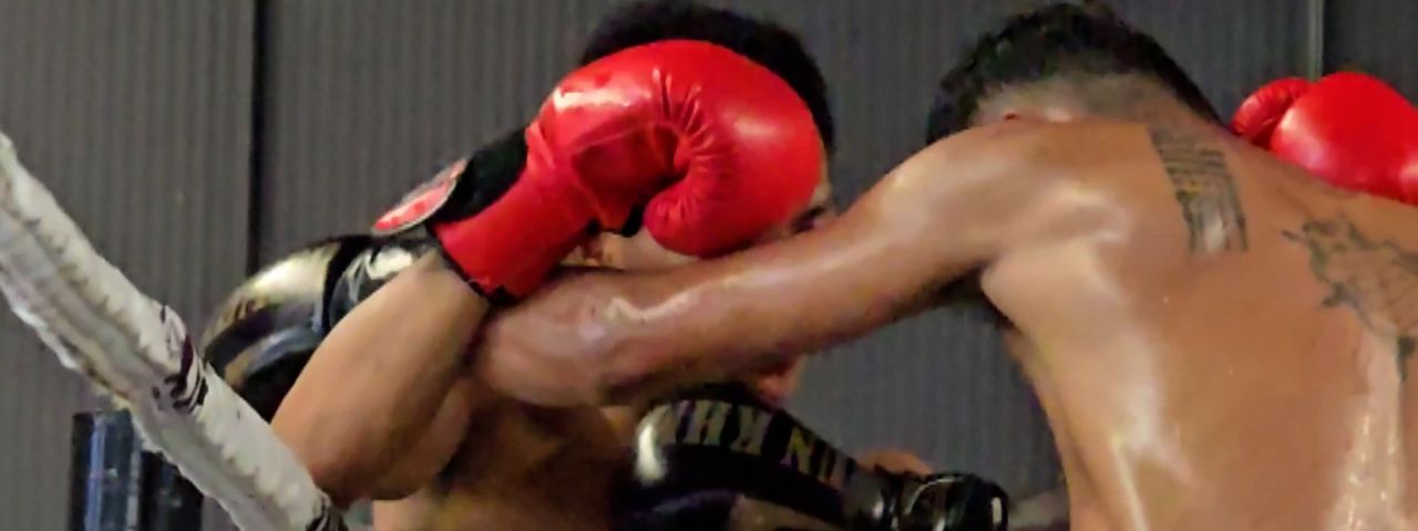 Image for article: មួយប្រកួតណាក៏អាចជាប្រកួតចុងក្រោយក្នុងអាជីពដែរ កីឡាករគុនខ្មែរពេញរកលុយគួរកុំភ្លេចខ្លួន