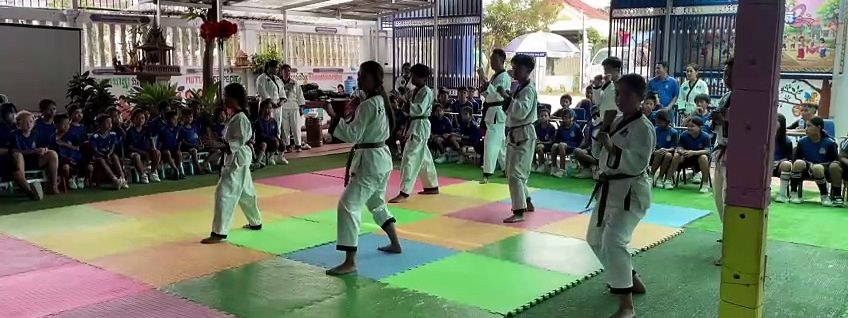 Image for article: ប្រធានស្តីទីសហព័ន្ធហាប់គីដូ ដាស់តឿនសិស្សានុសិស្ស៖ «ចង់ចេះក្បាច់គុនការពារខ្លួន ត្រូវអត់ធ្មត់ចាប់ផ្តើមពីជំហានដំបូង»