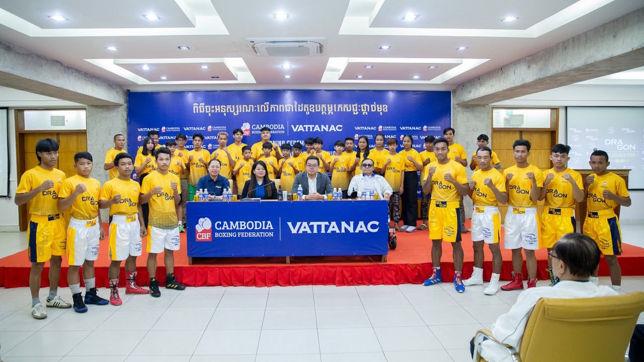 ប្រដាល់សកលកម្ពុជាដាក់គោលដៅចូលអូឡាំពិក ក្រោយបានការឧបត្ថម្ភពេញទំហឹងពីក្រុមហ៊ុនវឌ្ឍនៈ