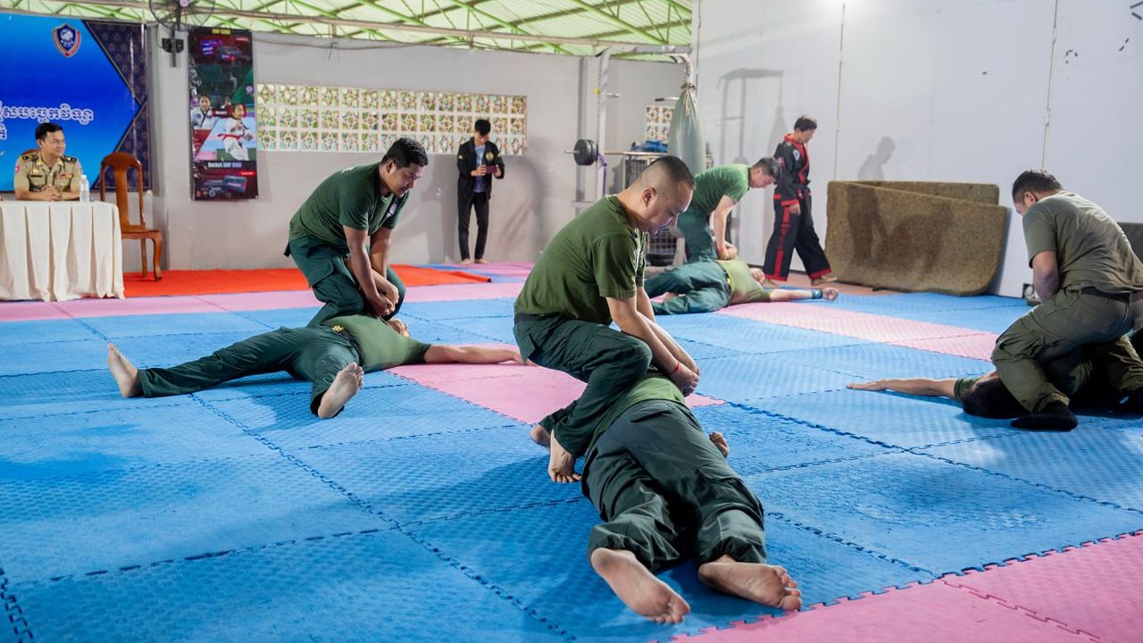 កងកម្លាំងនគរបាលជាតិថែមជំនាញហាប់គីដូព្រោះមានក្បាច់ស្នៀតច្រើនសម្រាប់ធ្វើប្រតិបត្តិការចាប់ជនល្មើស