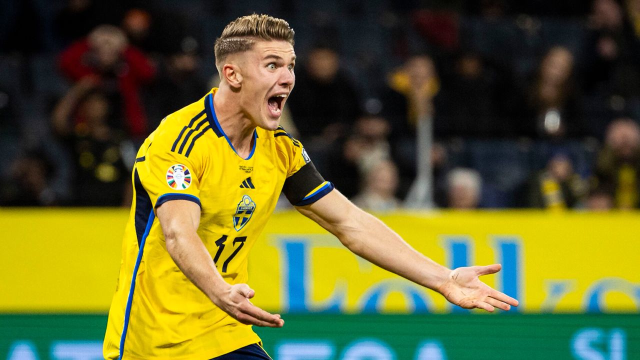 មូលហេតុដែលស៊ុយអែតអាចឡើងជុំចុងក្រោយ World Cup បានទោះឈរនៅបាតតារាងនៃវគ្គជម្រុះ