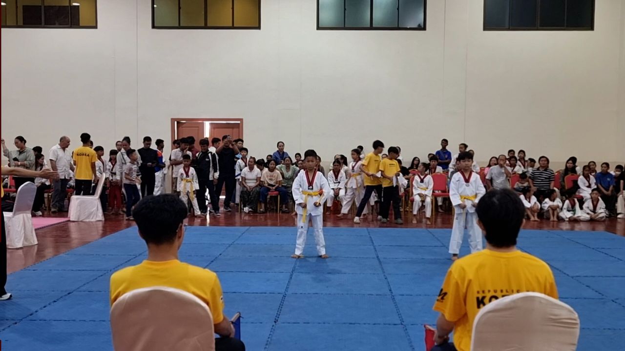 ថ្នាលតេក្វាន់ដូ WT១២៨រូបប្រកួតកម្មវិធីដ៏ធំមួយនៅសៀមរាបដណ្ដើមឱកាសប្រកួតកីឡាយុវជនអាស៊ី២០៣១នៅកម្ពុជា