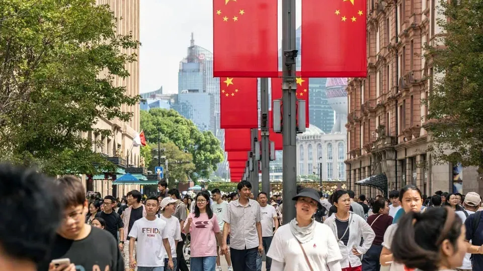 ត្រីមាសទី ១ សេដ្ឋកិច្ចចិន កើនឡ...