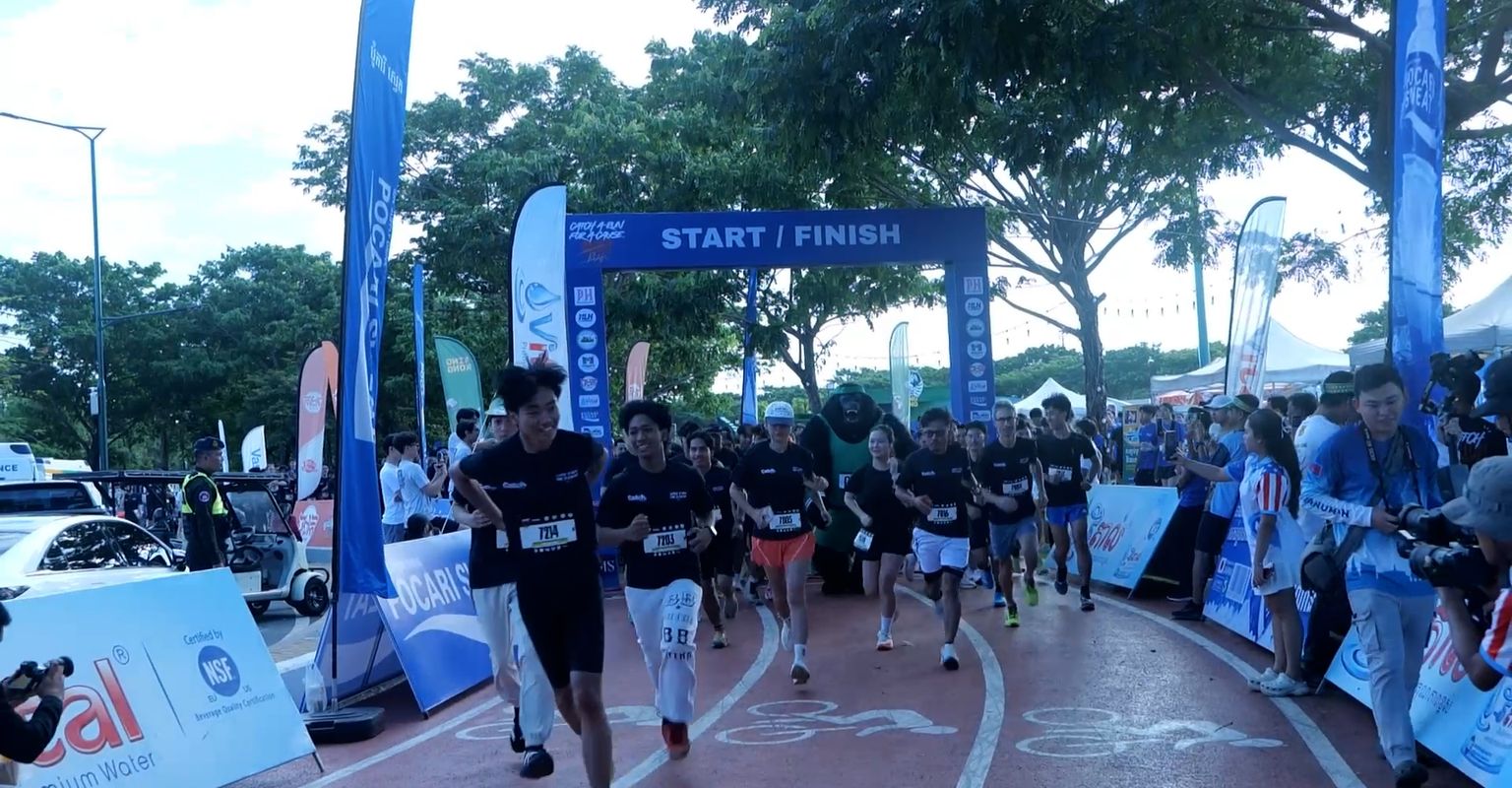 រត់ដើម្បីការអប់រំ! ក្រុមយុវជន 