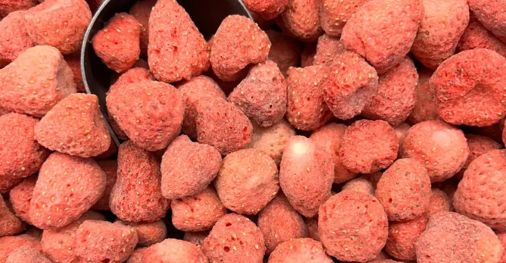 ក្រុមហ៊ុនមួយនៅចិន សារភាពថា ស្ត្របឺរីក្រៀមរបស់ខ្លួន មានផ្ទុកថ្នាំសម្លាប់សត្វល្អិត ២០ ប្រភេទ និងលោហៈធ្ងន់លើសកម្រិតកំណត់