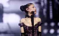 Ariana Grande ប្រកាសបង្កើតមូលនិធិ Brighter Days Ahead Foundation ដើម្បីគាំទ្រសហគមន៍ LGBTQIA+