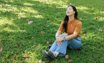 Mind-wandering៖ អនុញ្ញាតឱ្យខ្លួនឯងអង្គុយដកដង្ហើមចោលខ្លះ ដើម្បីបើកឱ្យខួរក្បាលអាចធ្វើរឿងសំខាន់