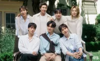 មេរៀនពី BTS ទៅ ARMY៖ «ដួលហើយ ត្រូវក្រោកឈរ» ព្រោះភាពជោគជ័យមិនមែនជាការលោតផ្លោះត្រឹមតែមួយយប់