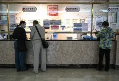 មន្ទីពេទ្យក្នុងប្រទេសចិន “យកមនុស្សជា” ក្លែងធ្វើជា “អ្នកជំងឺវិកលចរិត” ដើម្បីបោកយកប្រាក់ធានារ៉ាប់រ៉ង