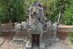 ខ្លោង​ទ្វារ​បុរាណ​នៃ​ប្រាសាទ​តាព្រហ្ម ​ទទួល​បានការ​ជួសជុល​យ៉ាង​ផ្ចិតផ្ចង់ ត្រៀម​បញ្ចប់​ចុង​ឆ្នាំ​នេះ - Article