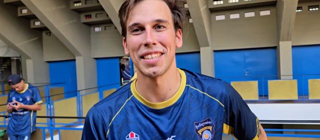 ដោយសារស្រឡាញ់ប្រទេសកម្ពុជា កីឡាករបរទេសរបស់ក្រុមស្នងការដ្ឋាន ន-ប ខេត្តឧត្តរមានជ័យ ចង់រស់នៅកម្ពុជារហូតដល់ដង្ហើមចុងក្រោយនៃជីវិត