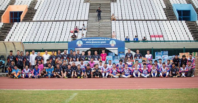 ស្មារតី “ជួរក្រោយគាំទ្រជួរមុខ”៖ ការប្រកួតរវាងក្រុម Vlogger All Stars និងសម្ព័ន្ធយុវជនស្រឡាញ់សន្តិភាព