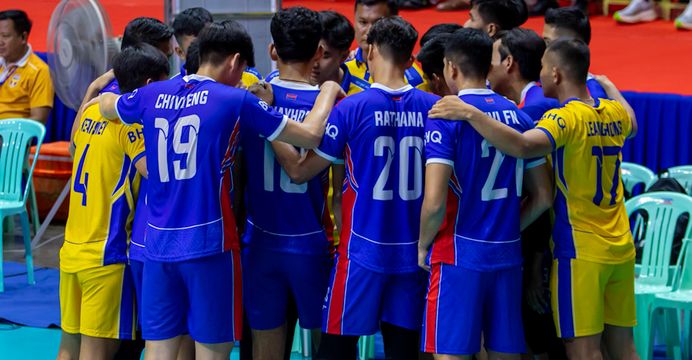មកស្គាល់កីឡាករបាល់ទះ Dimas Saputra ដែលក្រុមបញ្ជាការដ្ឋានអង្គរក្សនាំមកចូលរួមជាមួយក្រុម