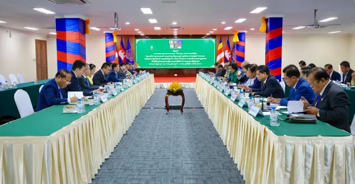 រដ្ឋសភា ត្រៀមអនុម័តប្រញាប់លើវិ...