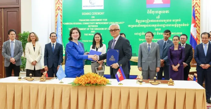 កម្ពុជា-ធនាគារពិភពលោក ចុះកិច្ច...