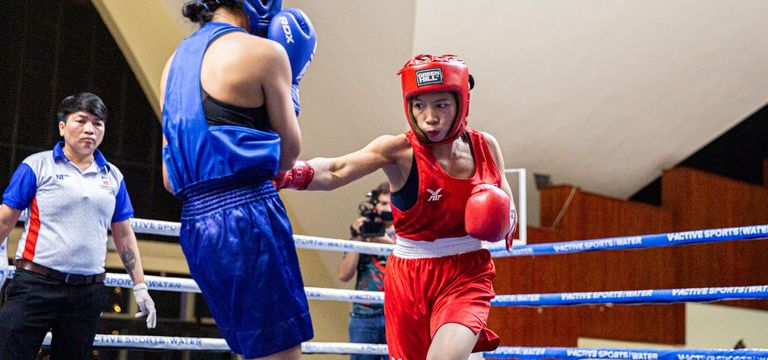 អាជីពប្រដាល់ជួយកែប្រែជីវភាពគ្រ...